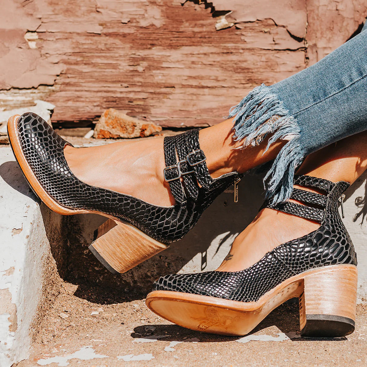 Amara | Vintage Heels