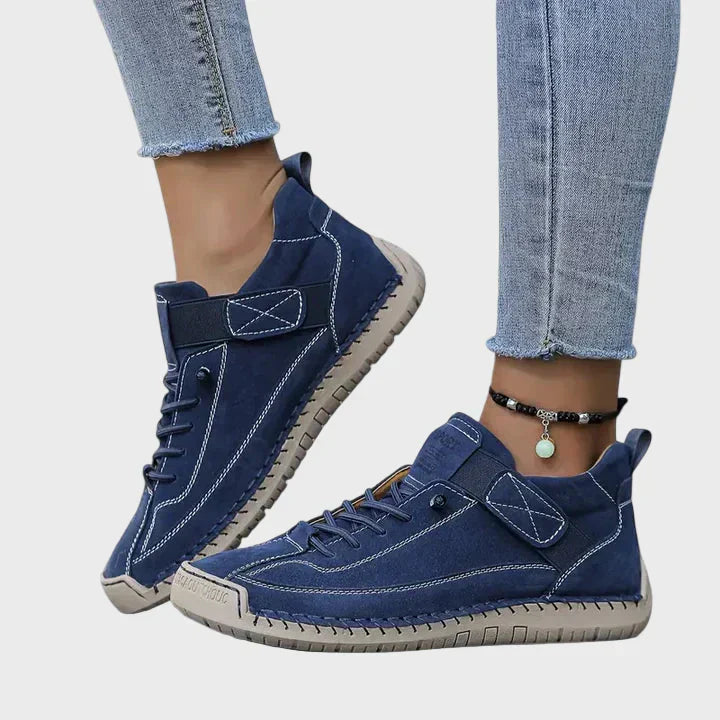 Selene | Sneakers
