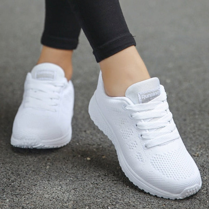 Lila | Walking Shoes