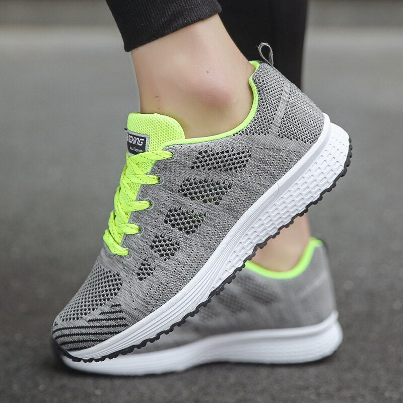 Lila | Walking Shoes
