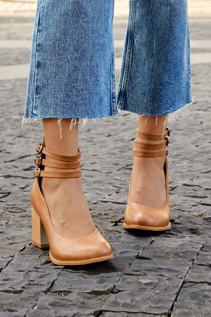 Mireille | Buckle Heels
