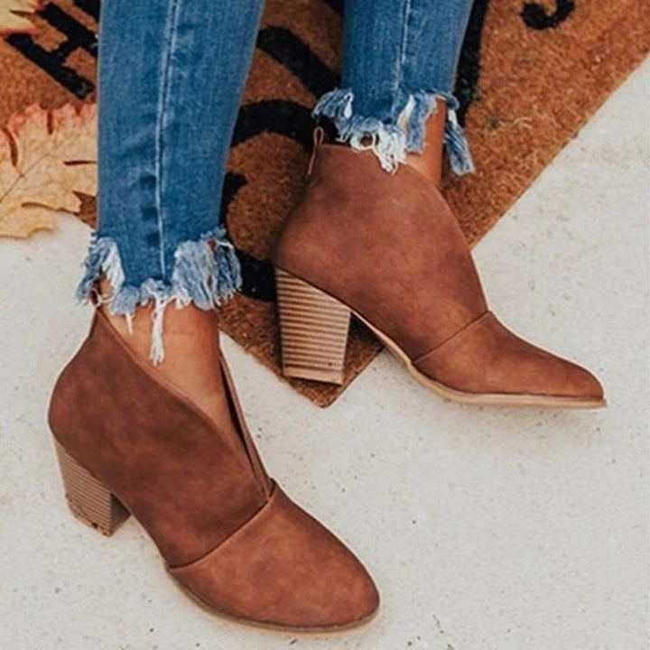 Clara | Chunky Stacked Heel