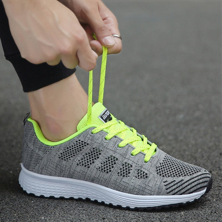 Lila | Walking Shoes