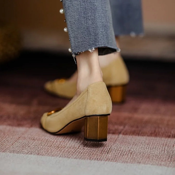 Amara | Vintage High Heels