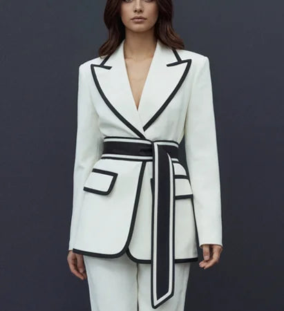 Mireille | Elegant Office Outfit