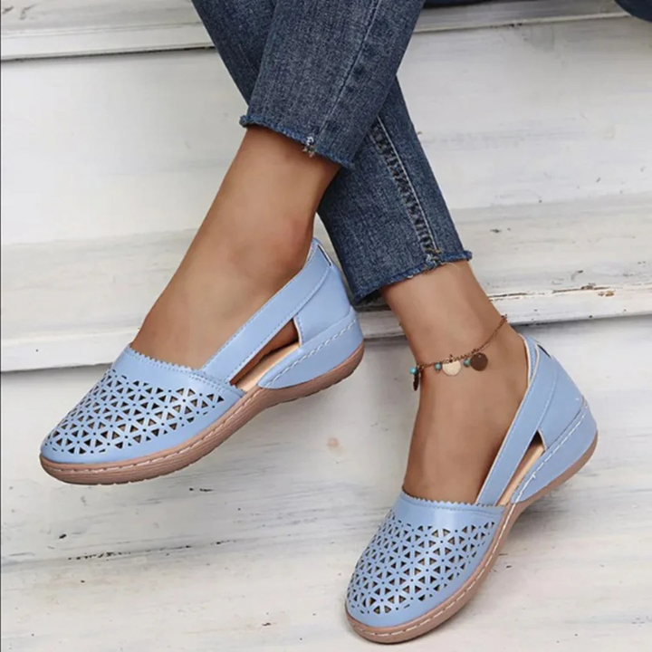 Cecilia | Comfort Walking Shoes