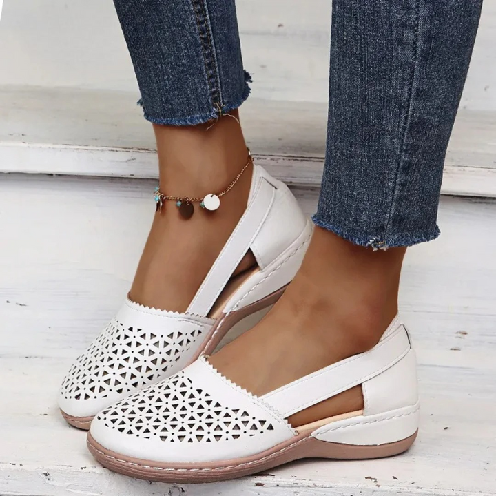 Cecilia | Comfort Walking Shoes