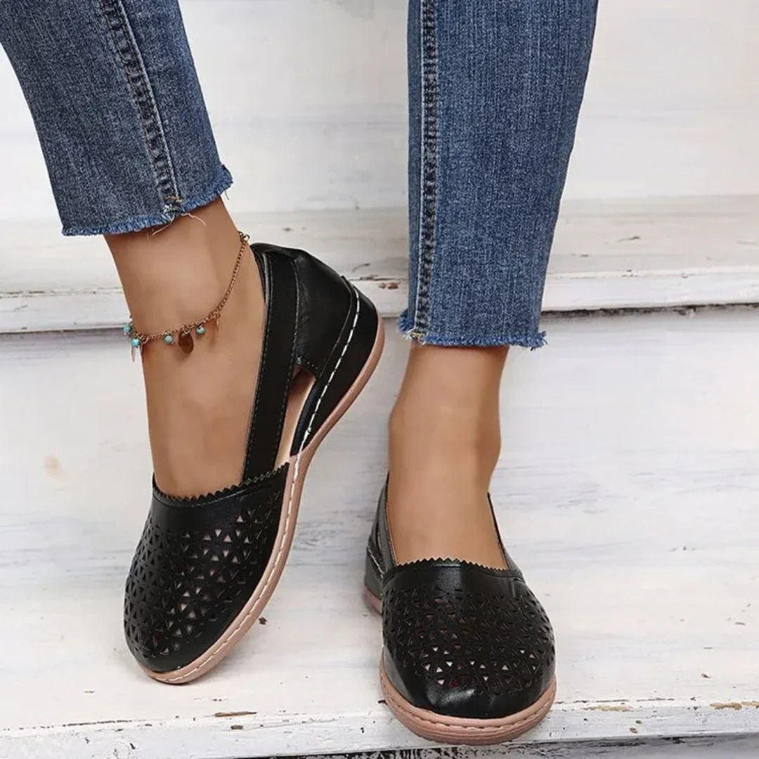 Cecilia | Comfort Walking Shoes