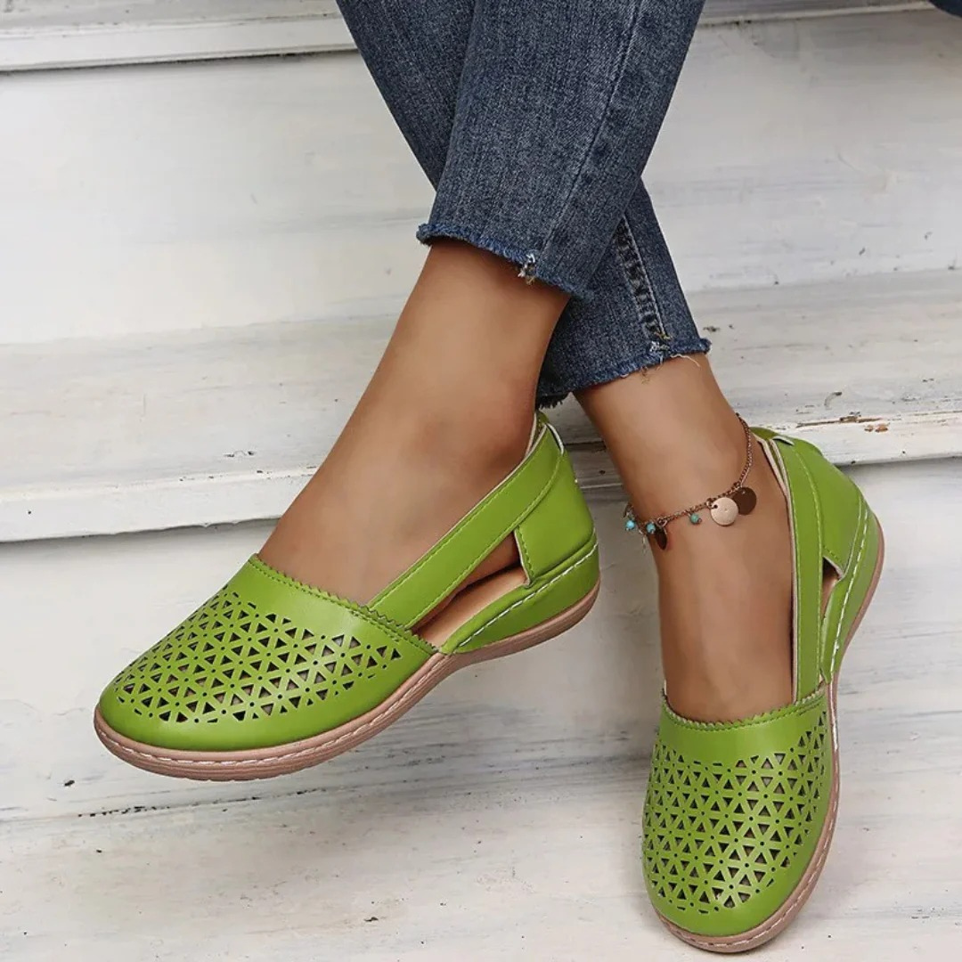 Cecilia | Comfort Walking Shoes