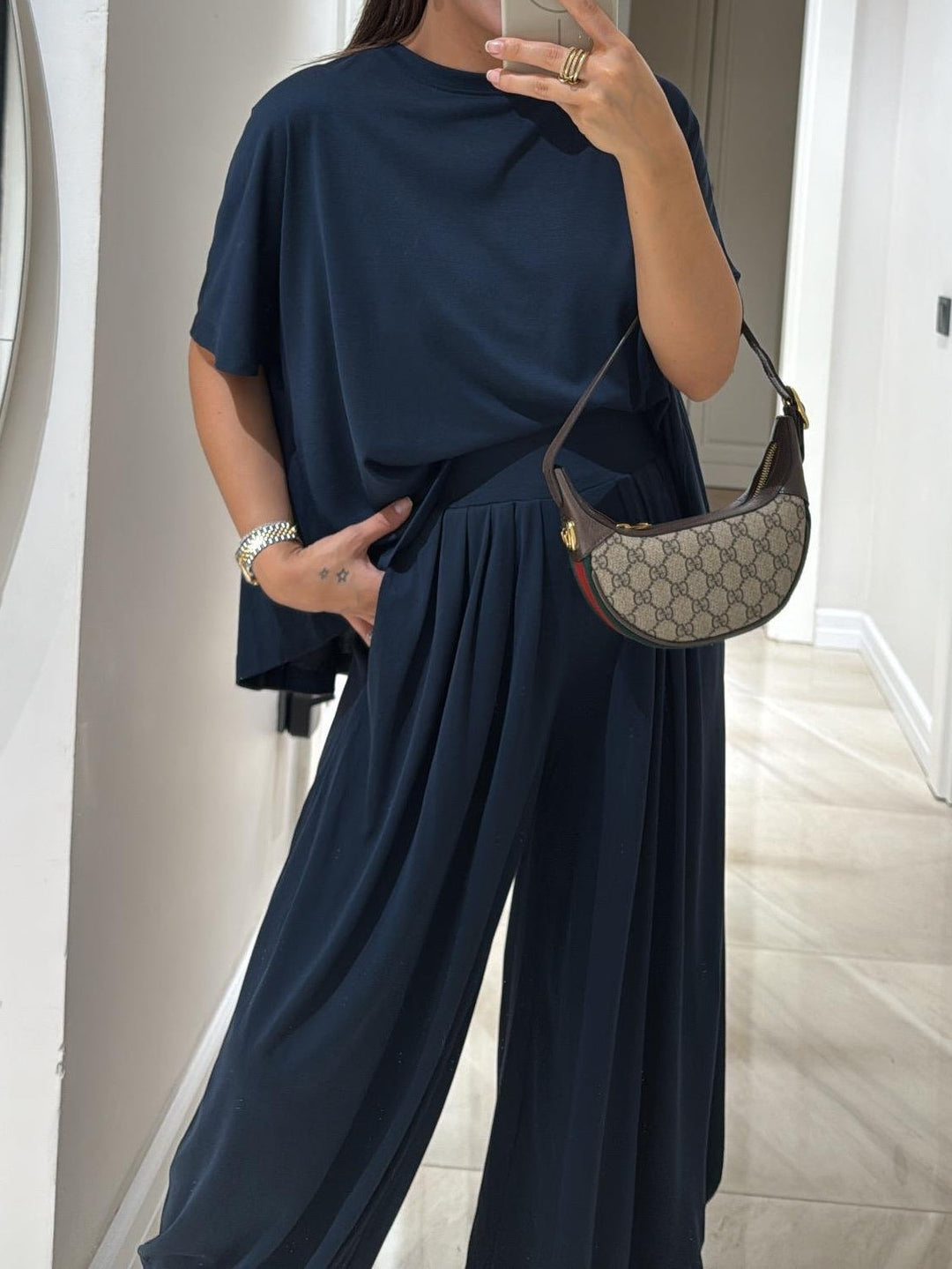 Elysia | Relaxed Outfit