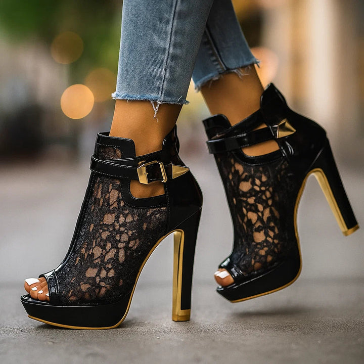 Isolde | Lace Heels