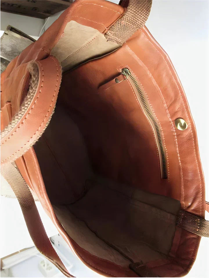Evelyn | Classic Tote Bag